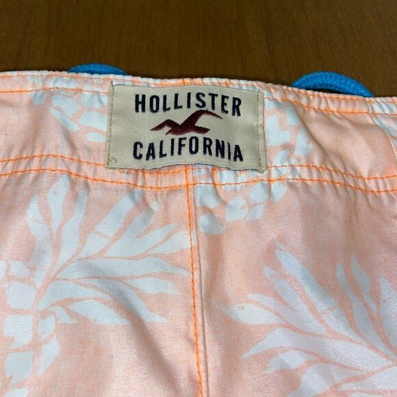 Hollister swim trunks  - Picture 5 of 5